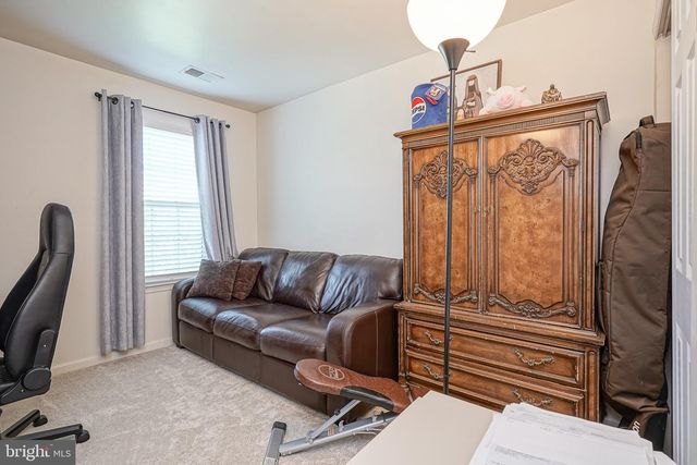 135 CHANCELLOR DR, Deptford, NJ 08096