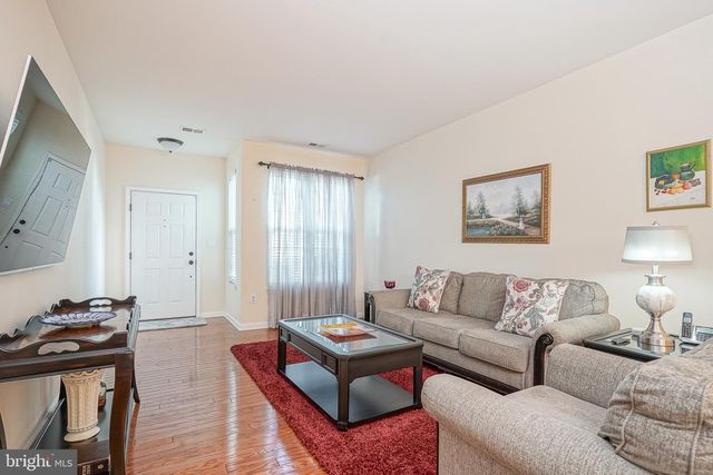 135 CHANCELLOR DR, Deptford, NJ 08096