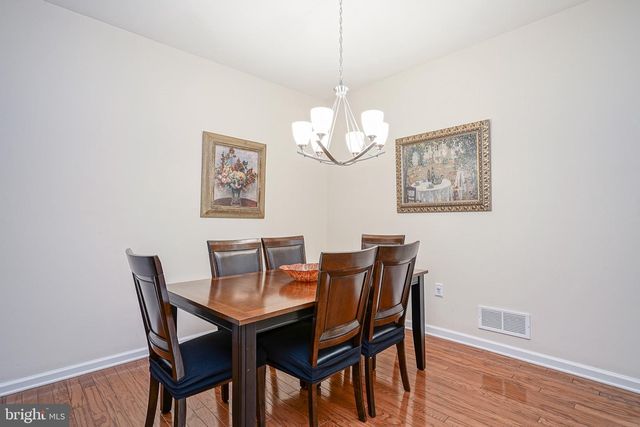 135 CHANCELLOR DR, Deptford, NJ 08096