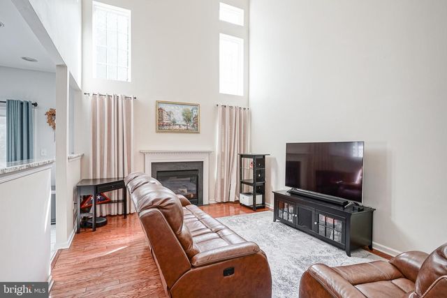 135 CHANCELLOR DR, Deptford, NJ 08096