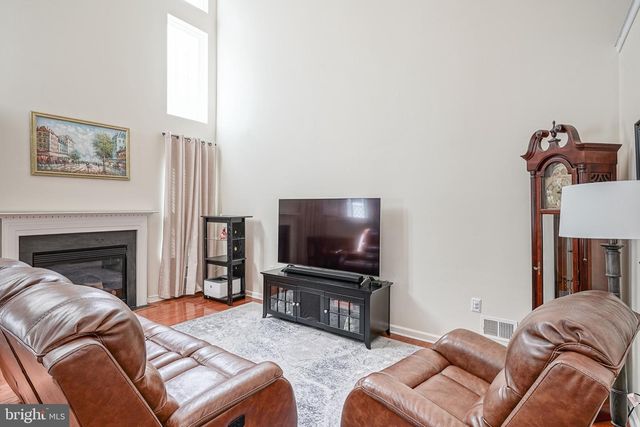 135 CHANCELLOR DR, Deptford, NJ 08096
