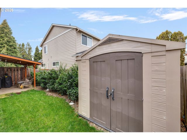 735 GARDEN Ct, Molalla, OR 97038