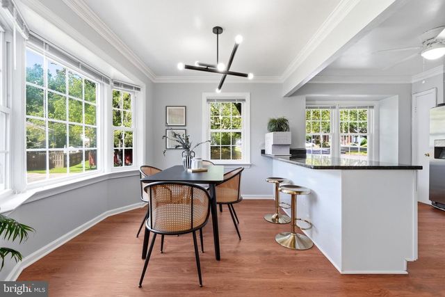 4871 NASH DR, Fairfax, VA 22032