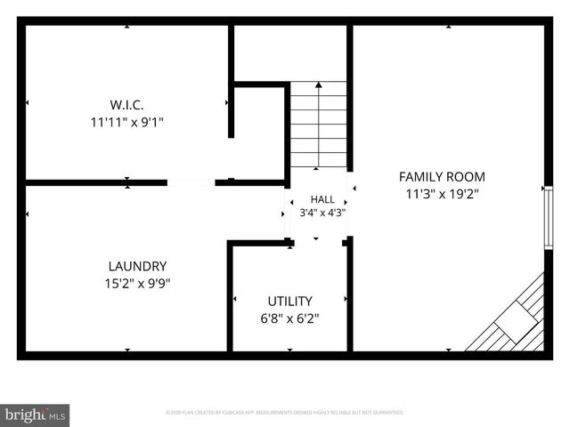 4871 NASH DR, Fairfax, VA 22032