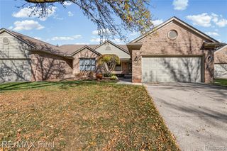 4469 Hickory Court 161, Warren, MI 48092