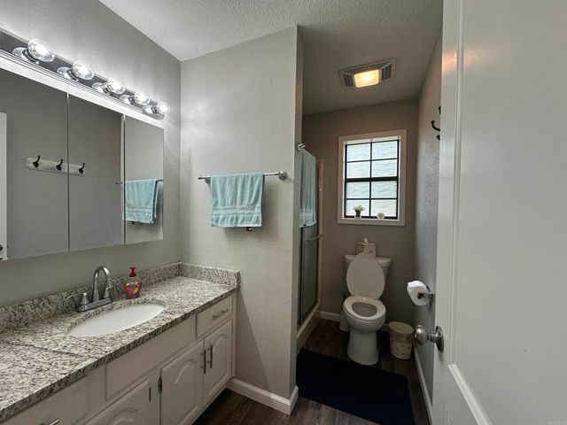 1817 Fairway Drive, Mountain Home, AR 72653