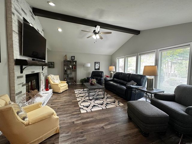 1817 Fairway Drive, Mountain Home, AR 72653