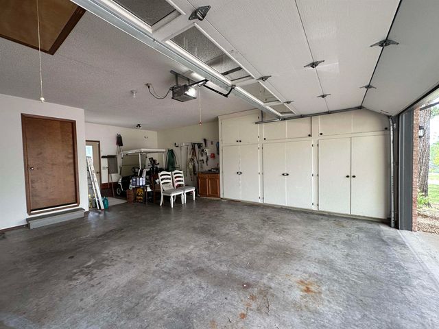 1817 Fairway Drive, Mountain Home, AR 72653