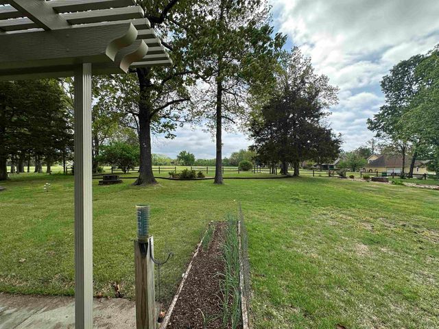 1817 Fairway Drive, Mountain Home, AR 72653