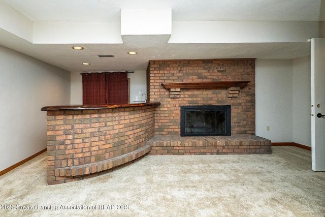 10471 N Royston Road, Grand Ledge, MI 48837