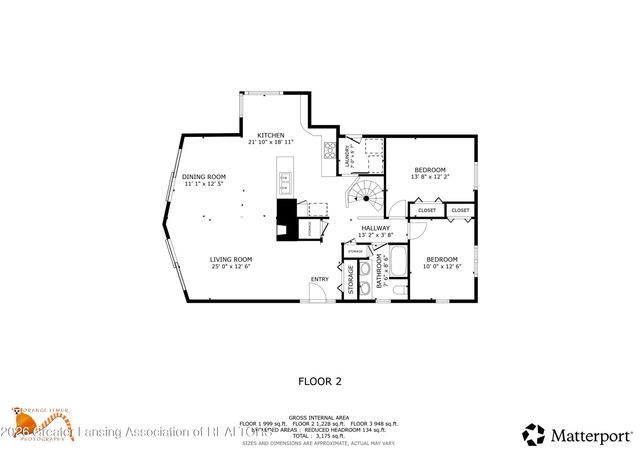 10471 N Royston Road, Grand Ledge, MI 48837