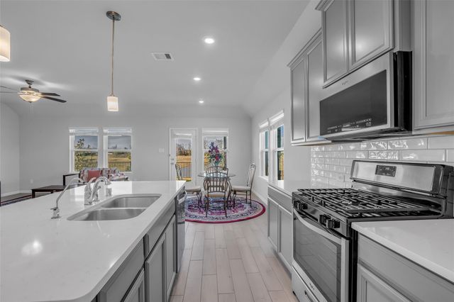 1202 Oak Barrel Run, Richmond, TX 77406