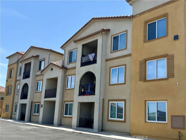 8153 Banana Avenue 206, Fontana, CA 92335