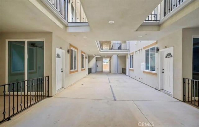 8153 Banana Avenue 206, Fontana, CA 92335