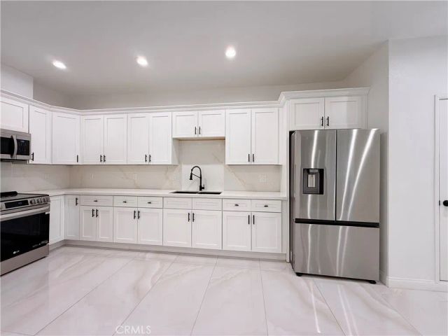 8153 Banana Avenue 206, Fontana, CA 92335