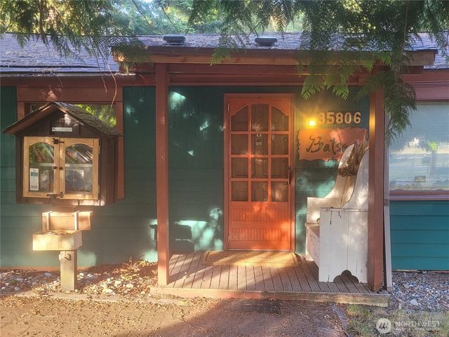 35806 1st Avenue S, Federal Way, WA 98003