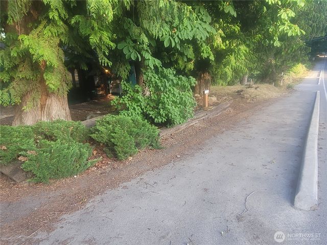 35806 1st Avenue S, Federal Way, WA 98003