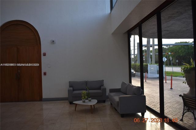 13499 Biscayne Boulevard CU203, North Miami, FL 33181