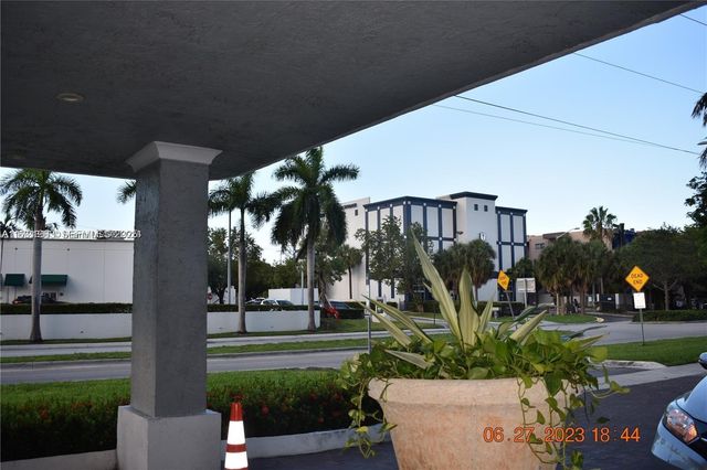 13499 Biscayne Boulevard CU203, North Miami, FL 33181