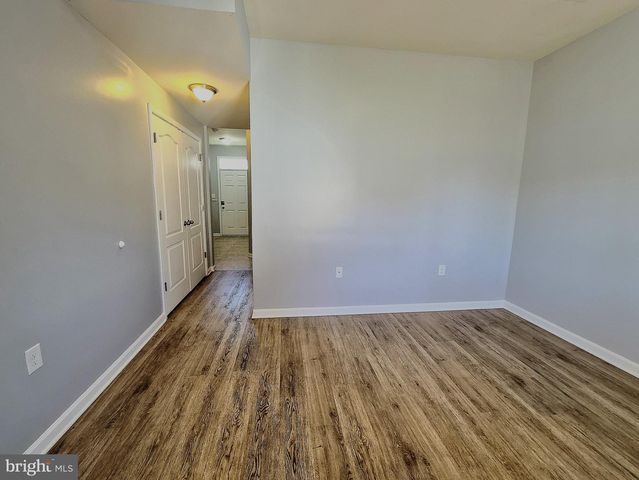 153 KENSINGTON TER, Martinsburg, WV 25405