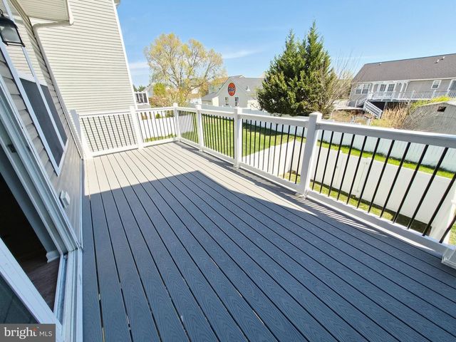153 KENSINGTON TER, Martinsburg, WV 25405