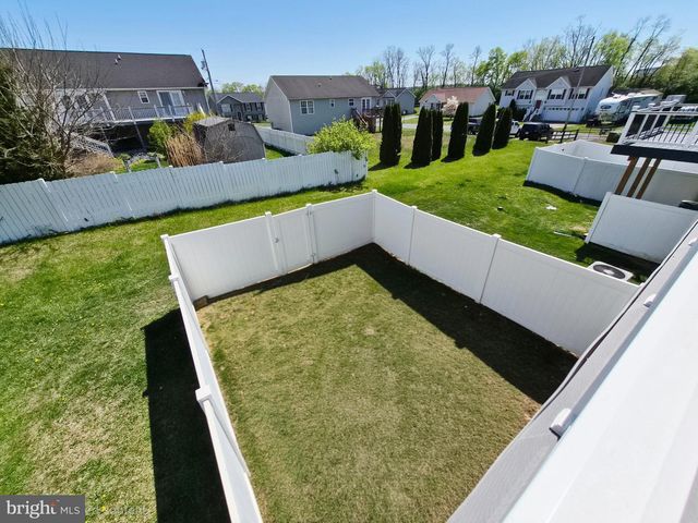 153 KENSINGTON TER, Martinsburg, WV 25405