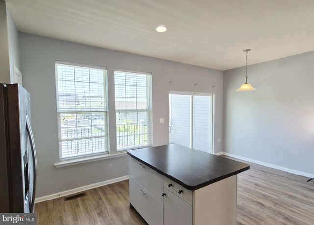 153 KENSINGTON TER, Martinsburg, WV 25405