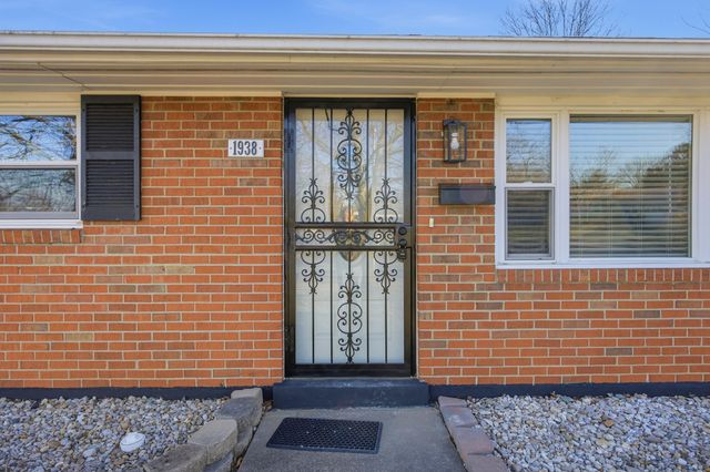 1938 Dunkirk Court, Lexington, KY 40504