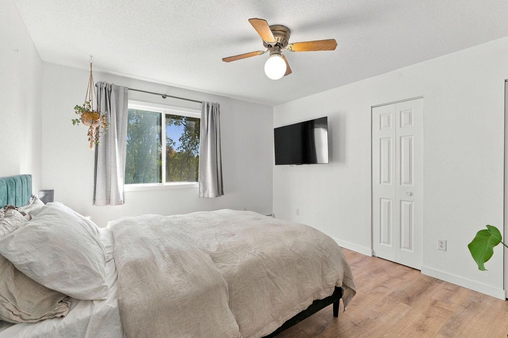 8045 Xerxes Avenue S 109, Bloomington, MN 55431 — photo 3