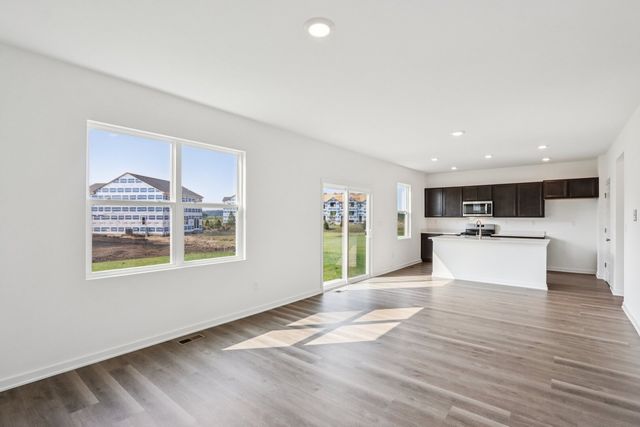 462 Vista Drive, Hampshire, IL 60140