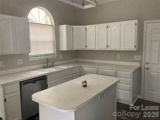 3506 Briarthorne Drive, Charlotte, NC 28269