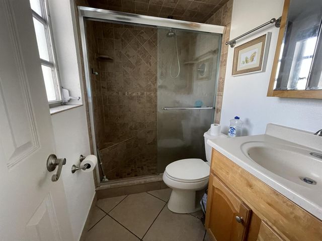 229 SE 1st Avenue 203, Boynton Beach, FL 33435