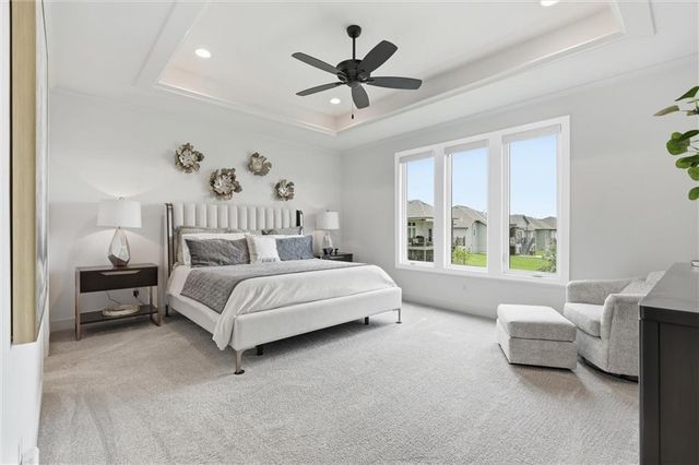 4205 NE Chapel Manor Drive, Lee's Summit, MO 64064