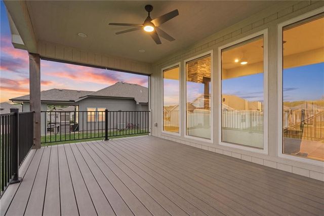 4205 NE Chapel Manor Drive, Lee's Summit, MO 64064