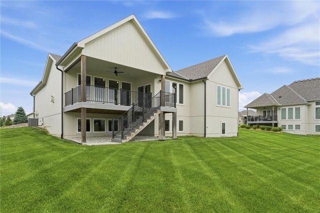 4205 NE Chapel Manor Drive, Lee's Summit, MO 64064