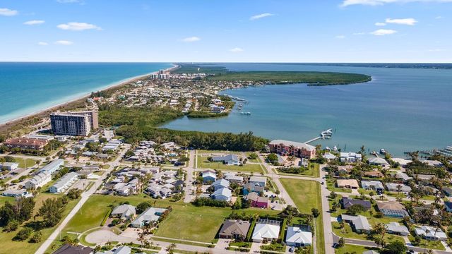 642 Eldorado Street, Fort Pierce, FL 34949