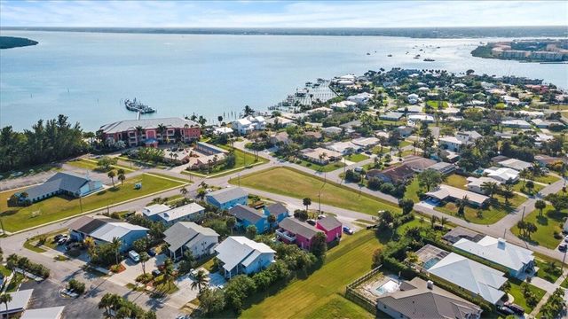 642 Eldorado Street, Fort Pierce, FL 34949
