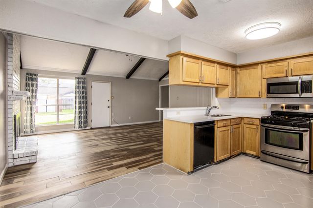 4305 Fairway Street, Pasadena, TX 77505