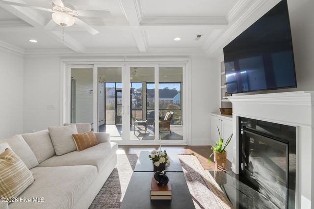 4422 Old Towne Street, Wilmington, NC 28412