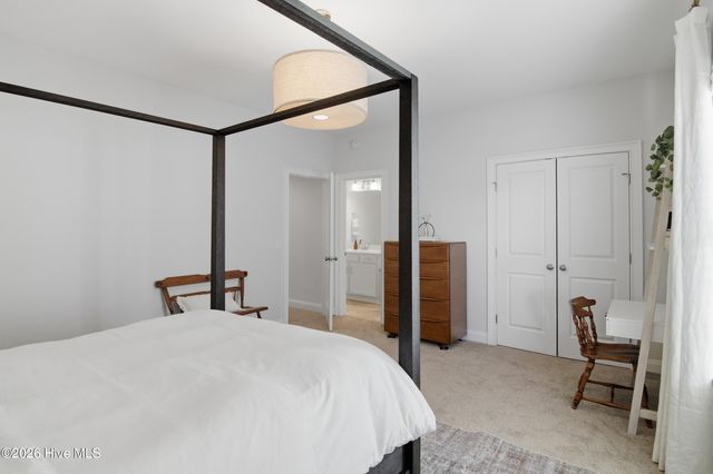 4422 Old Towne Street, Wilmington, NC 28412