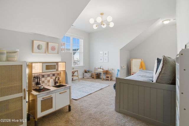 4422 Old Towne Street, Wilmington, NC 28412