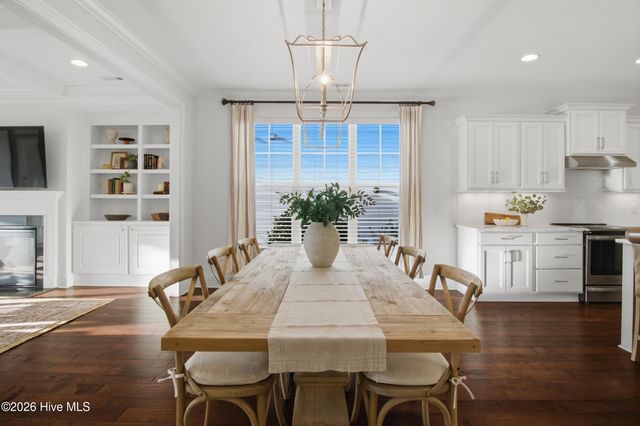 4422 Old Towne Street, Wilmington, NC 28412