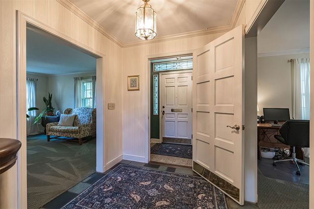 2215 SOUTH SHORE Drive, Erie, PA 16505