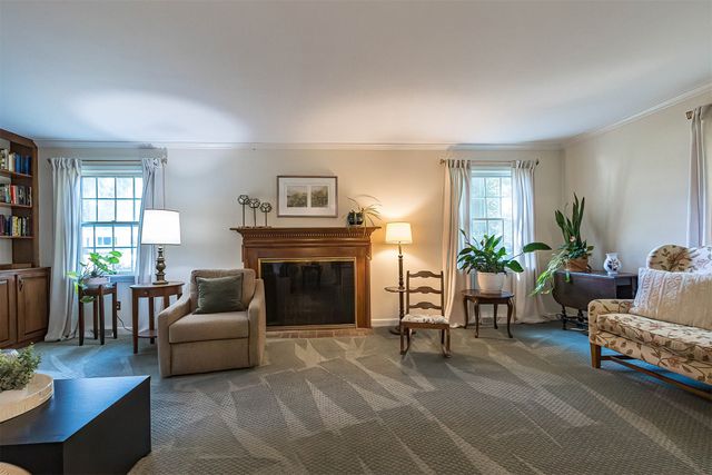 2215 SOUTH SHORE Drive, Erie, PA 16505