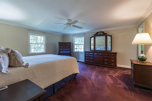 2215 SOUTH SHORE Drive, Erie, PA 16505