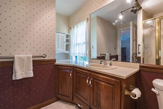2215 SOUTH SHORE Drive, Erie, PA 16505