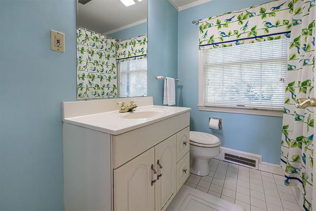 2215 SOUTH SHORE Drive, Erie, PA 16505