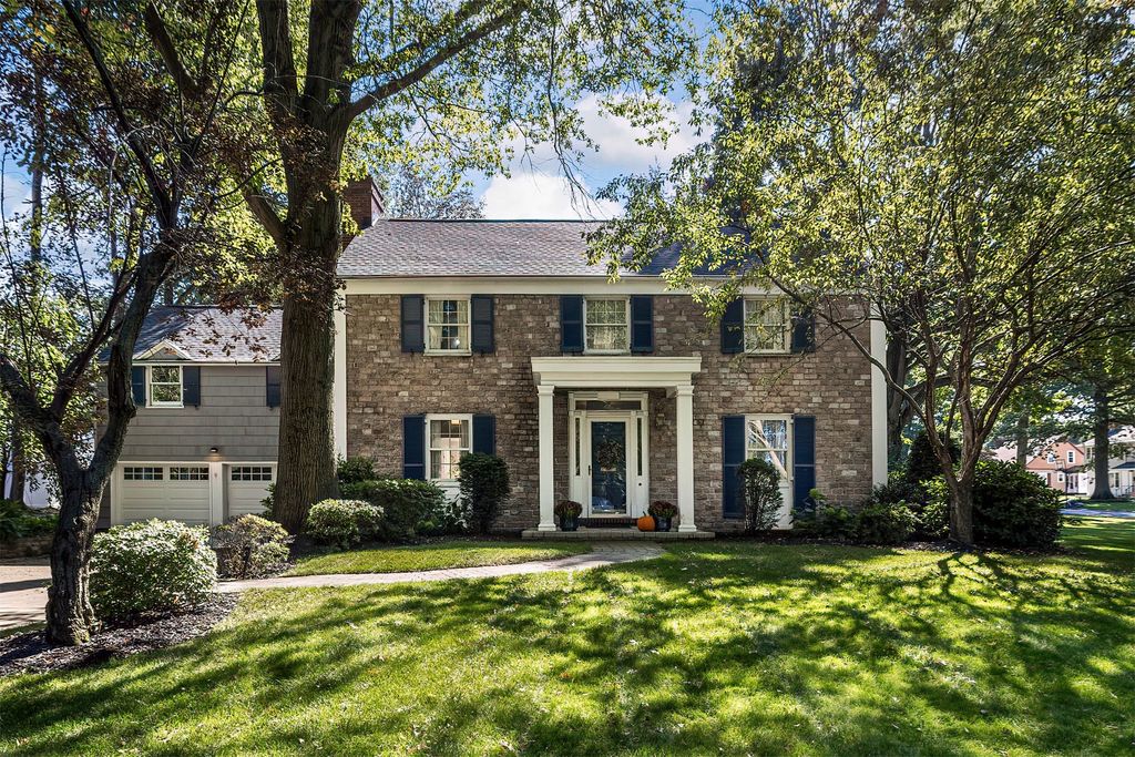 2215 SOUTH SHORE Drive, Erie, PA 16505