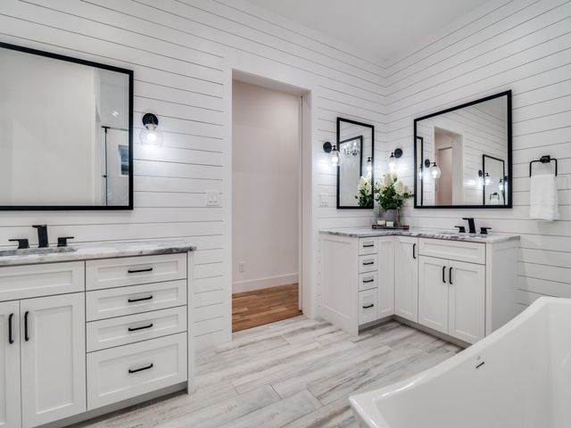 138 Stafford Drive, Heath, TX 75032