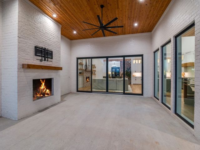 138 Stafford Drive, Heath, TX 75032